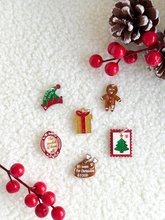 “SO ELF-ing CUTE!” Charm